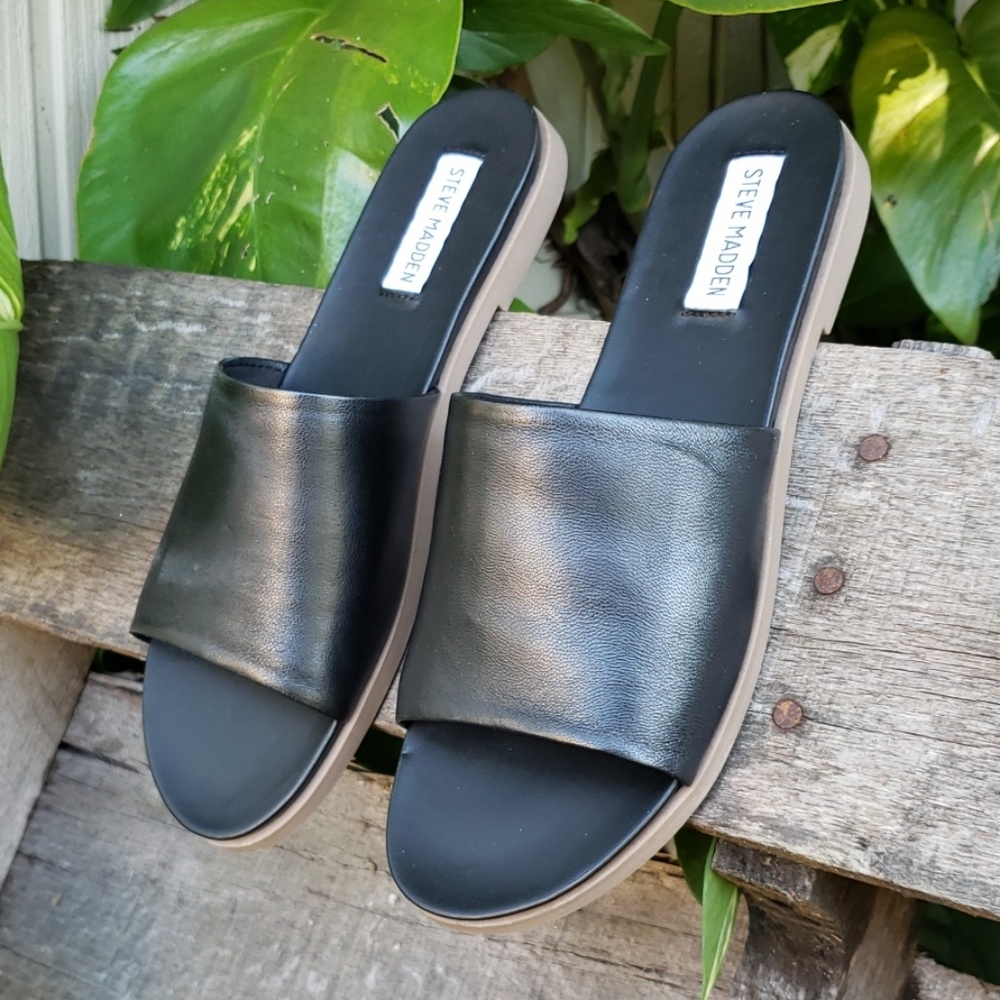 Steve Madden Karolyn Black Leather Slide Sandals - Picture 4 of 9